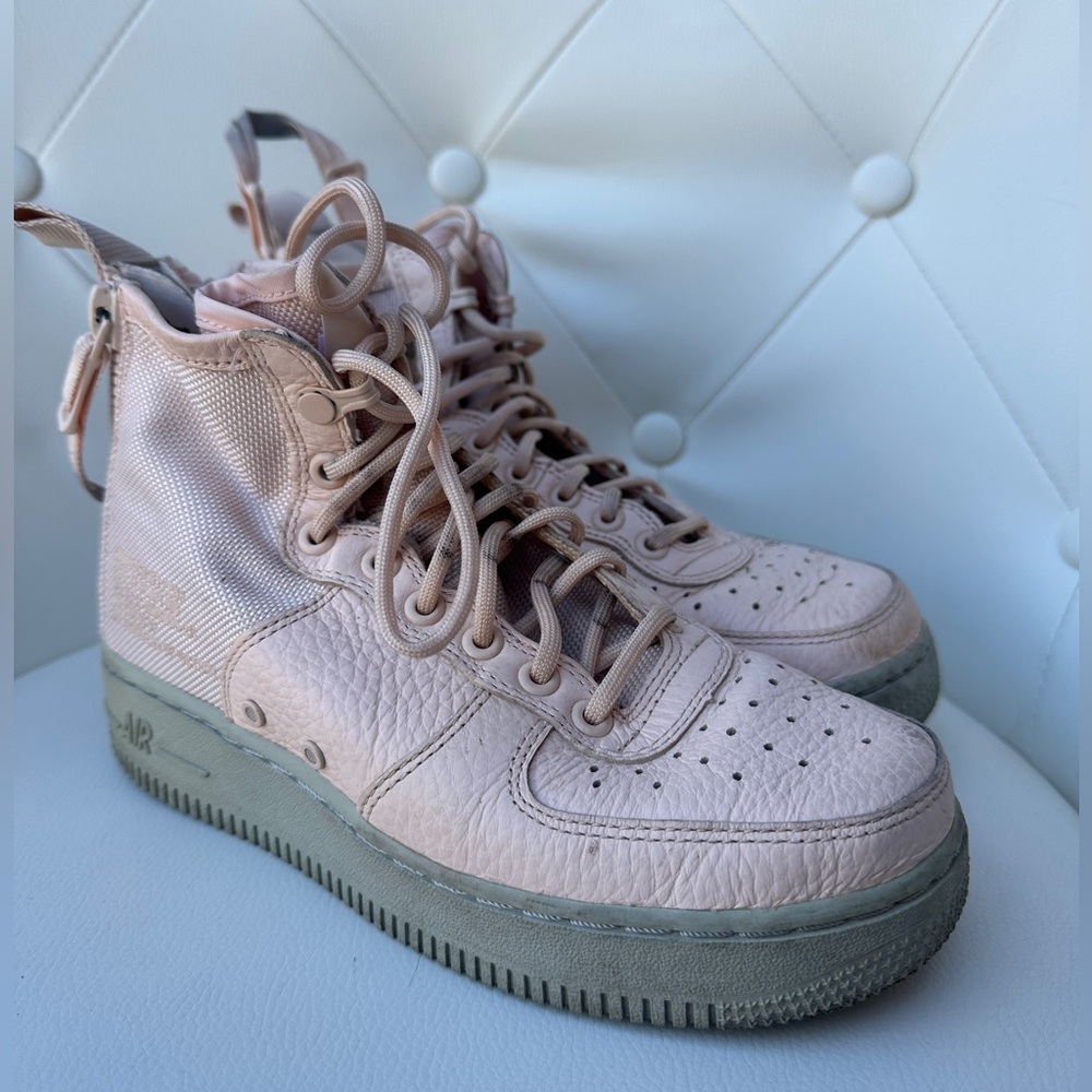 Nike SF Air Force 1 Mid Siltstone Pink Shoes